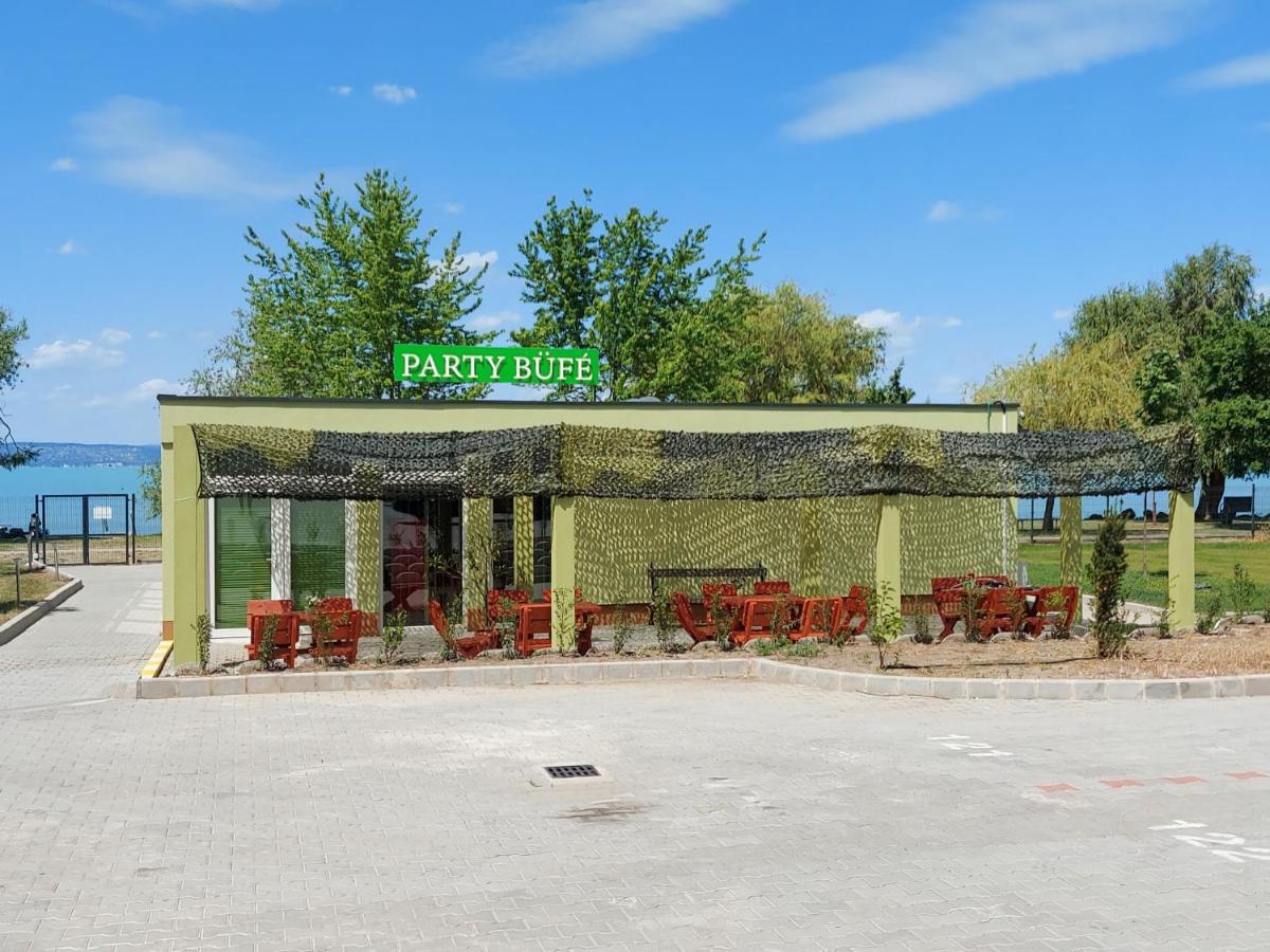 Life Apartmanok Siófok Extérieur photo